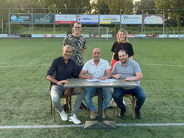 Samenwerking nieuwe hoofdtrainer MMC Weert is officieel bekrachtigd